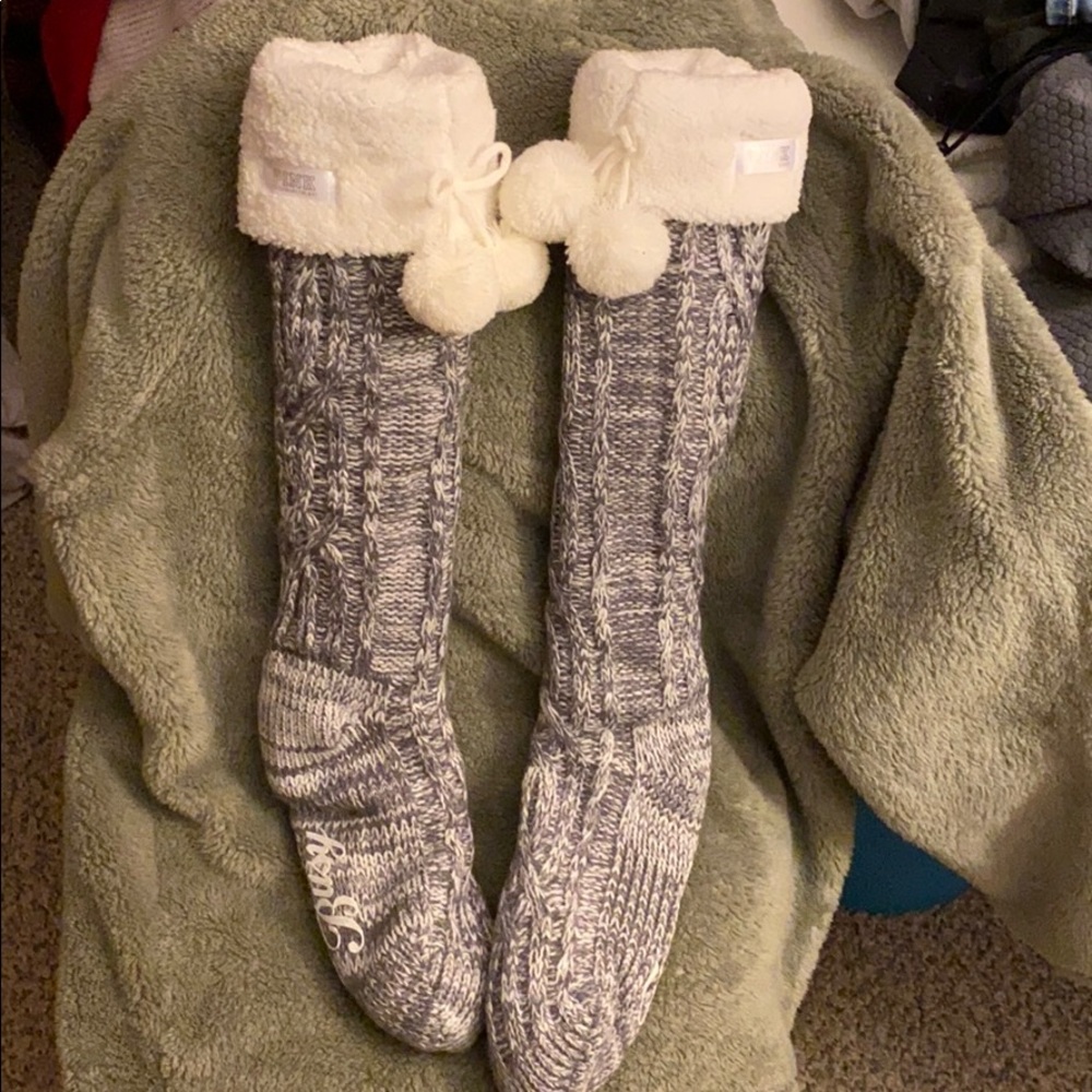 PINK/VICTORIA SECRET SHERPA LONG SOCKS